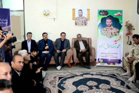 برگزاری آیین افتتاح پروژه برگردان مس به فیبر نوری مرکز آزادگان در محله جانبازان ایلام