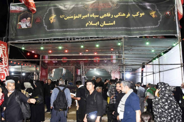 روایت فرهنگ و ایثار در مرز مهران؛ خیمه فرهنگی سپاه امیرالمؤمنین(ع) میزبان زائران اربعین + فیلم