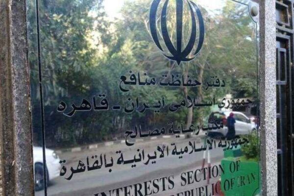 دفتر حفاظت منافع ایران در قاهره: ترامپ اکنون التماس توافقی را می‌کند که خودش ویران کرد