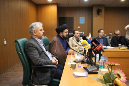 رسانه نباید بلندگوی مدیران باشد؛ مطالبه‌گری، مرز میان خبرنگار و تریبون روابط‌عمومی است