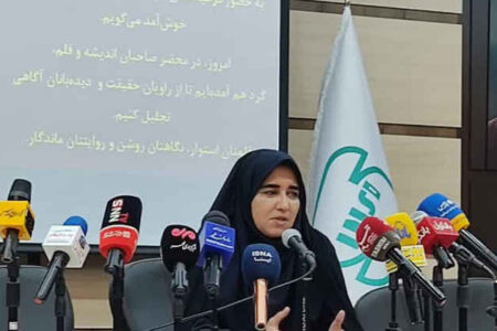 نشست نماینده ایلام با بانوان فعال رسانه‌ای استان؛ تأکید بر نقش زنان و رسانه در شرایط حساس کشور